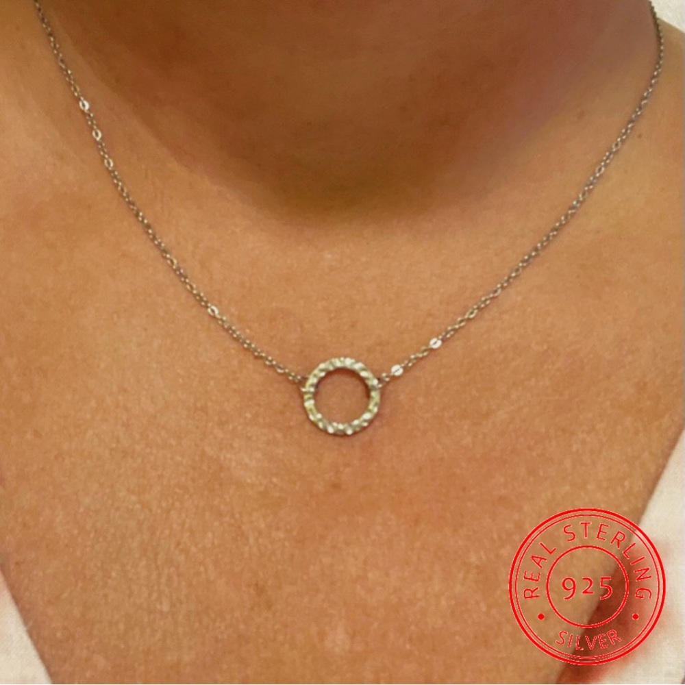 925 Sterling Silver Hammered Open Circle Necklace